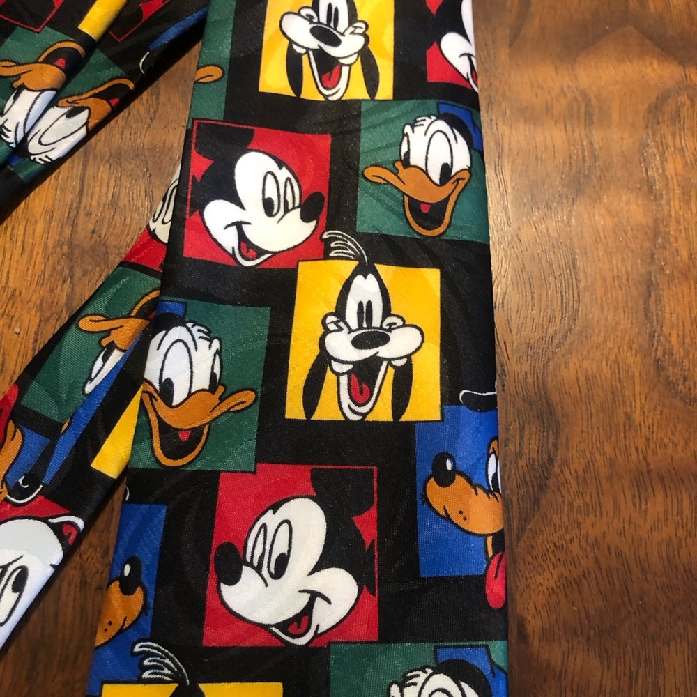 Balancine x Disney Men Necktie Tie Mickey Goofy Donald Pluto Cartoon VTG - Picture 3 of 4